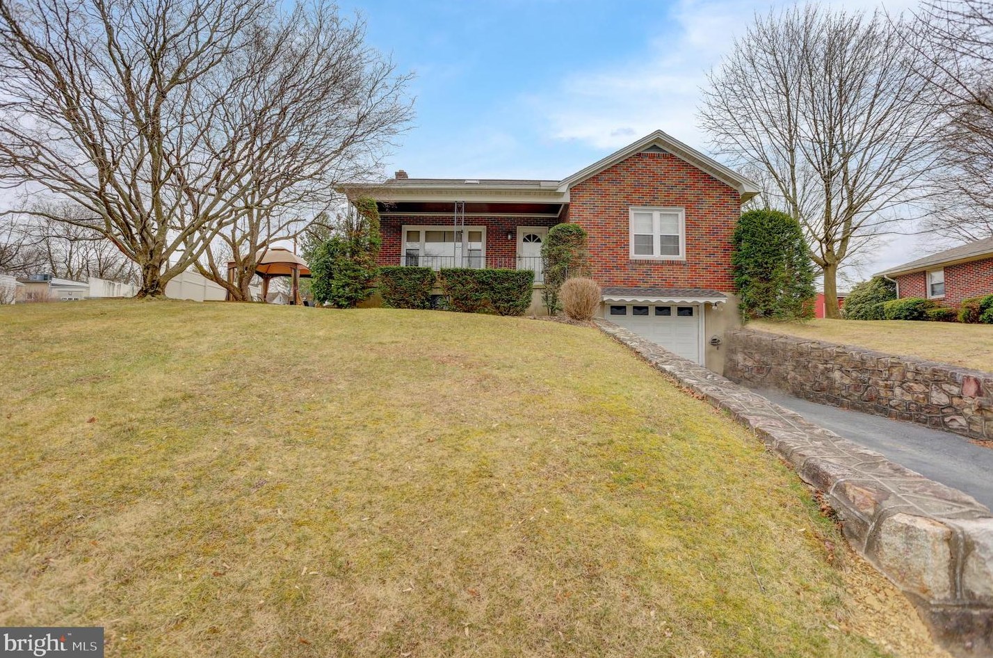 730 Girard Ave, Moselem, PA 19526