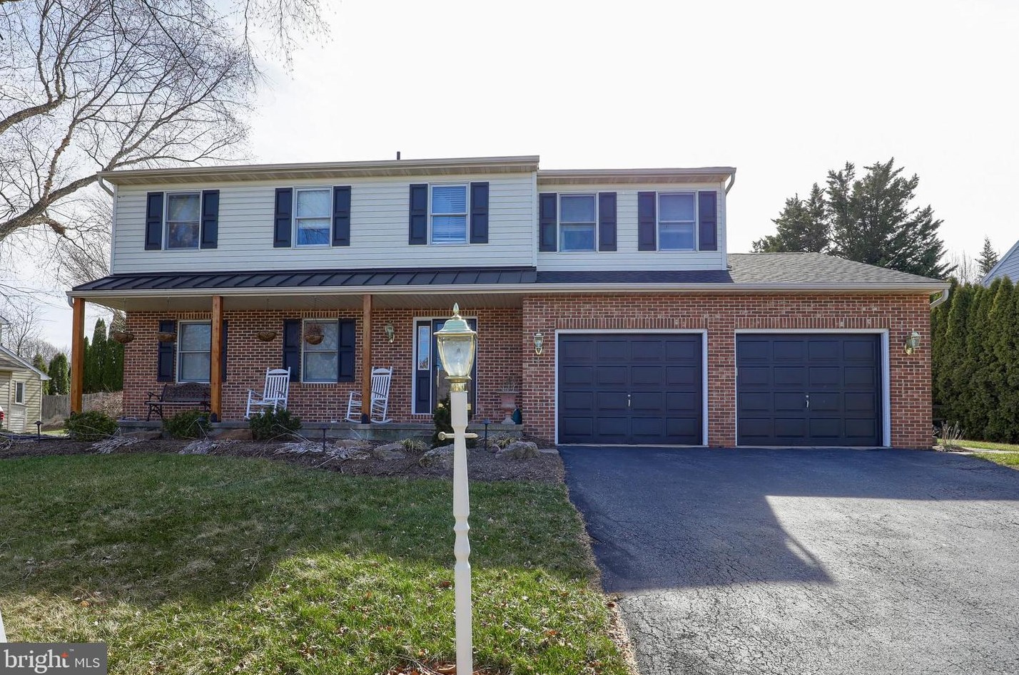 4 Katie Ln, Hummels Store, PA 19540-1221