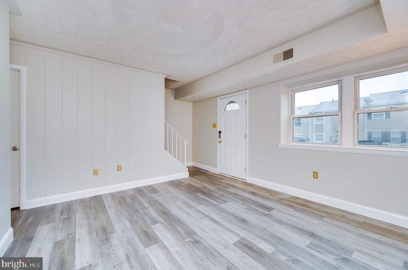 10 Nassau Ct, Reading PA  19607-1411 exterior