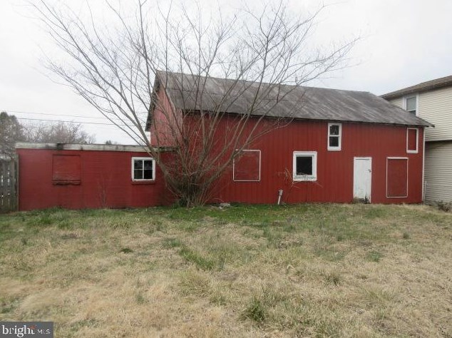 937 Fern Ave, Reading PA  19607-1624 exterior