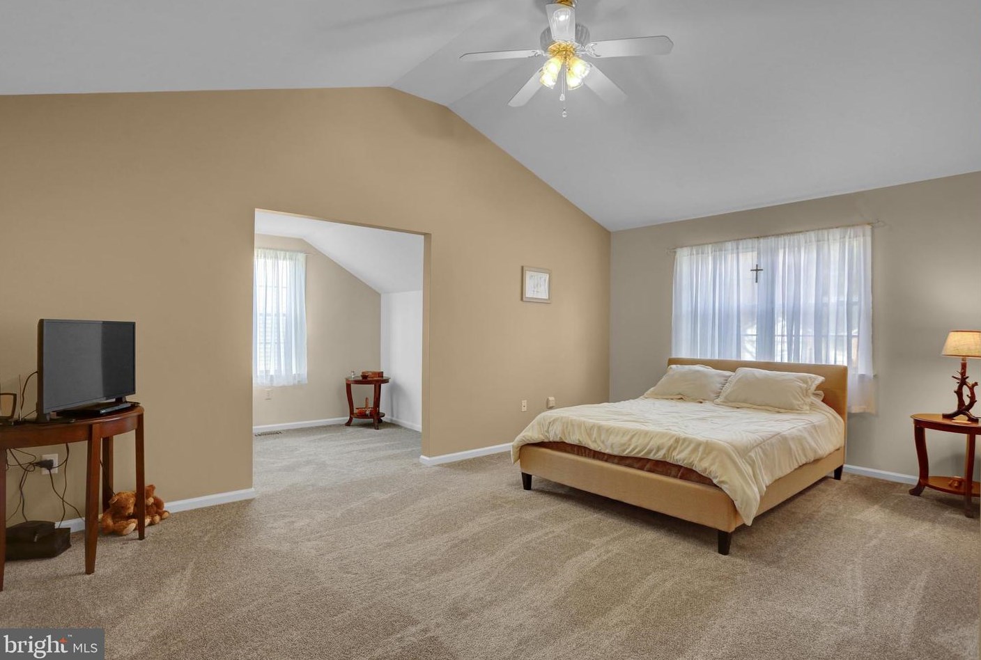 1118 Pepper Ridge Dr, Reading PA  19606-3803 exterior