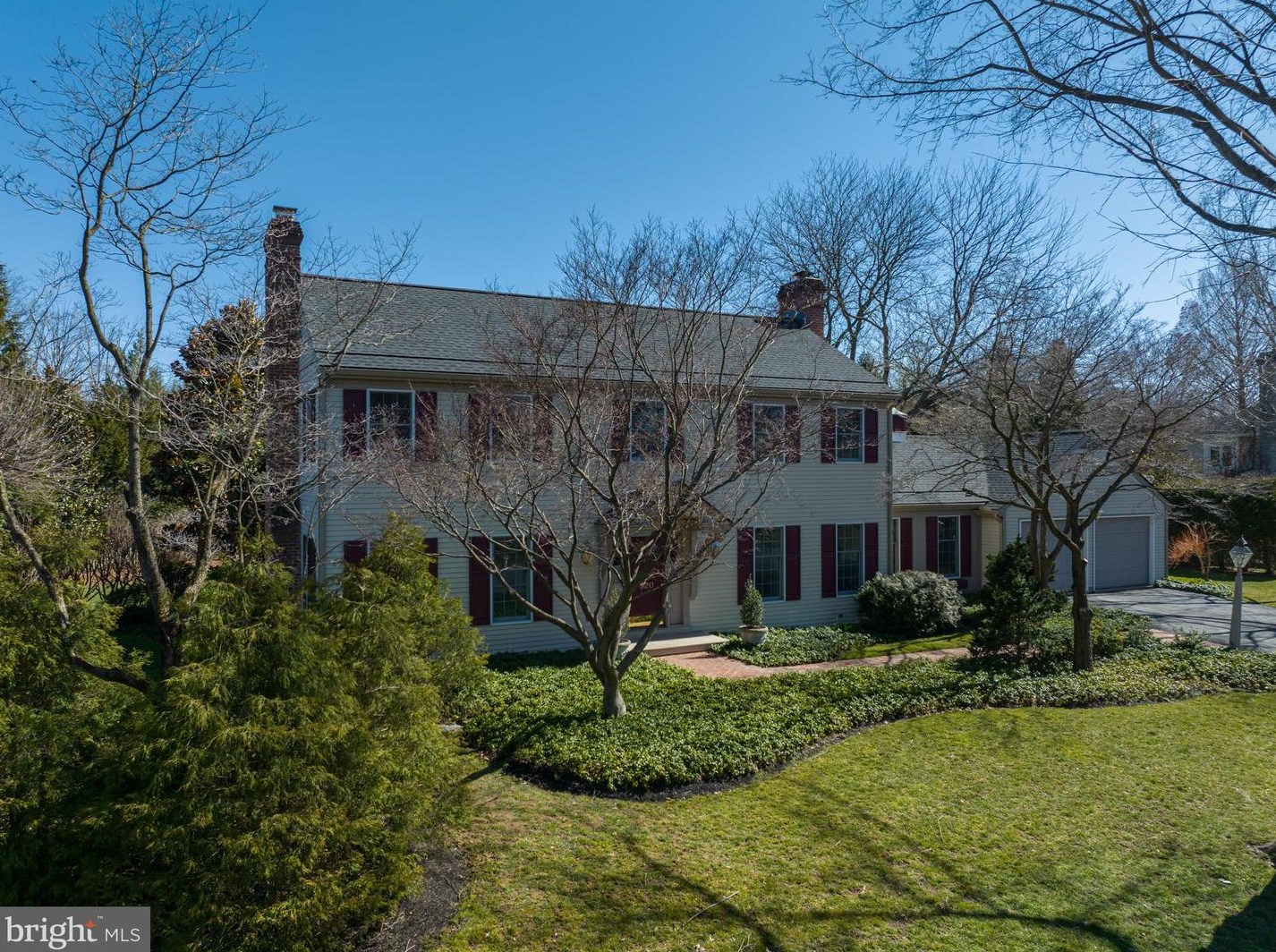 520 Lauers Ln, Reading, PA 19610-2616