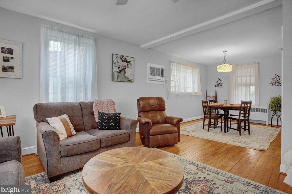 1210 Gregg Ave, Reading PA  19607-1608 exterior