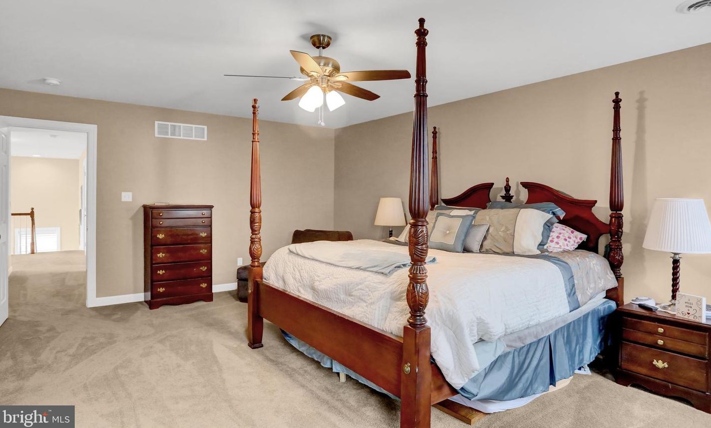 113 Edinboro Ln, Reading PA  19605-7015 exterior