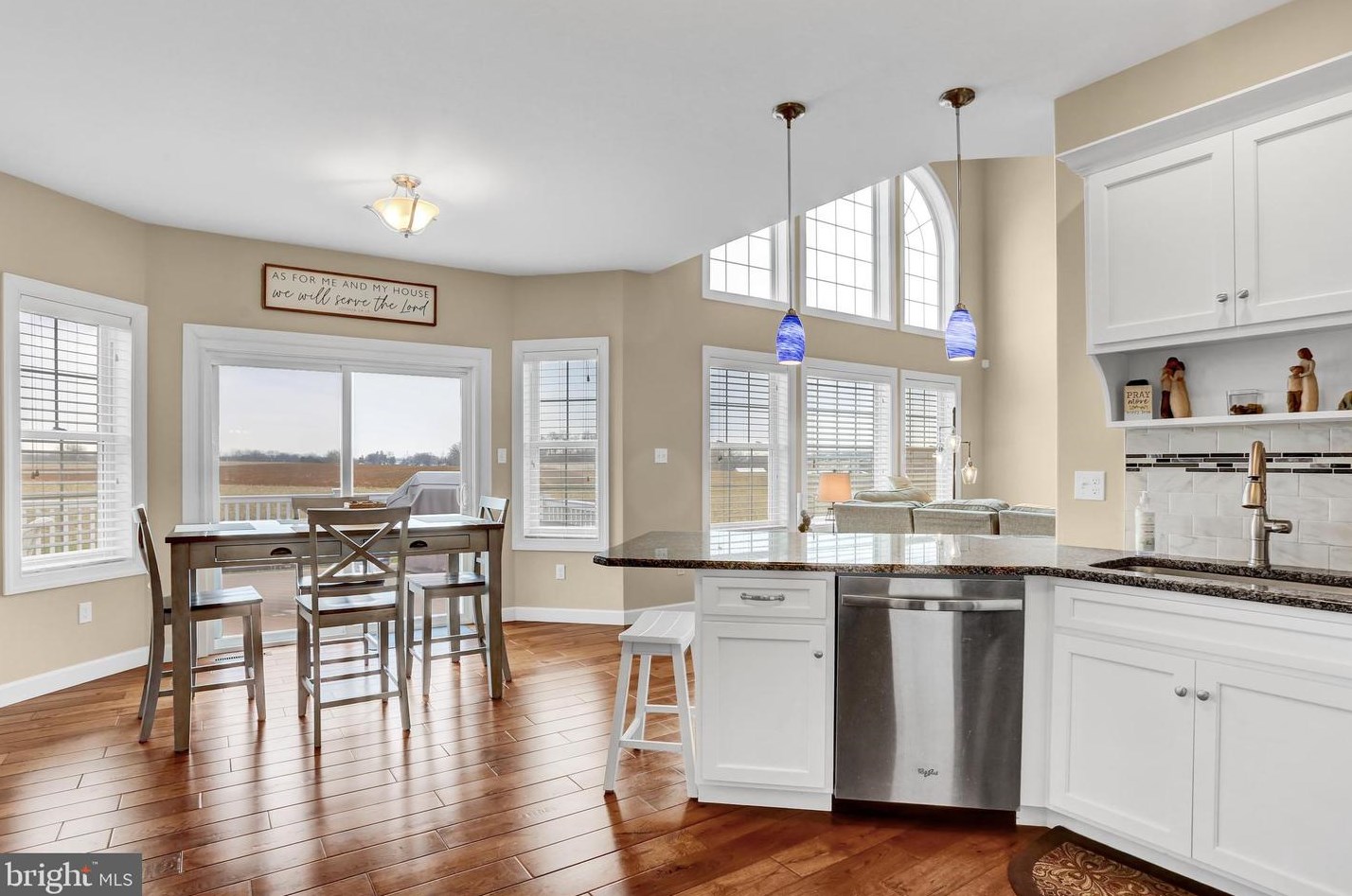 113 Edinboro Ln, Reading PA  19605-7015 exterior