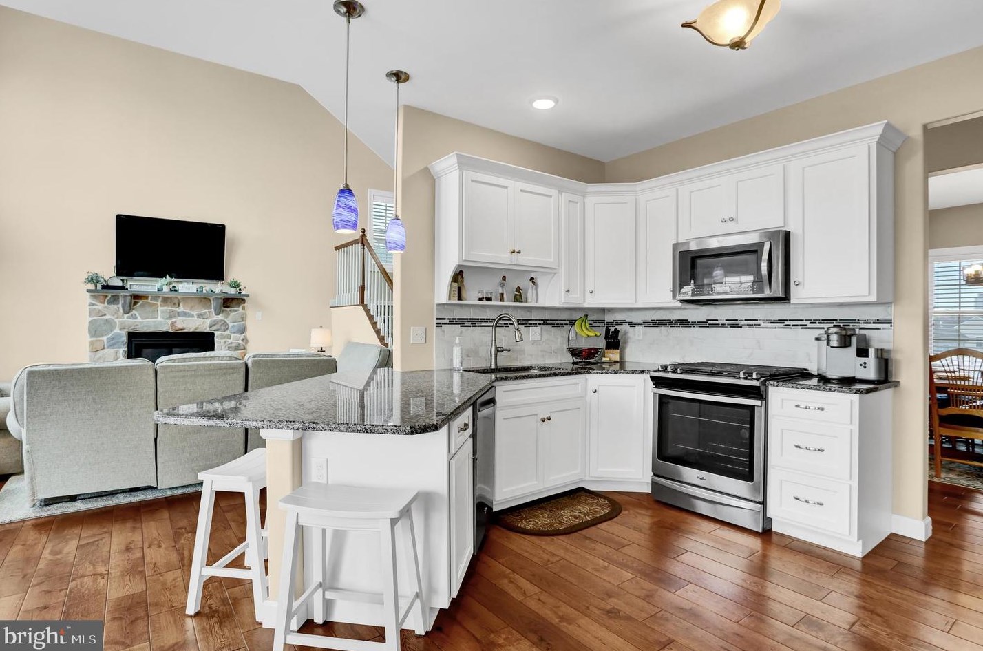 113 Edinboro Ln, Reading PA  19605-7015 exterior