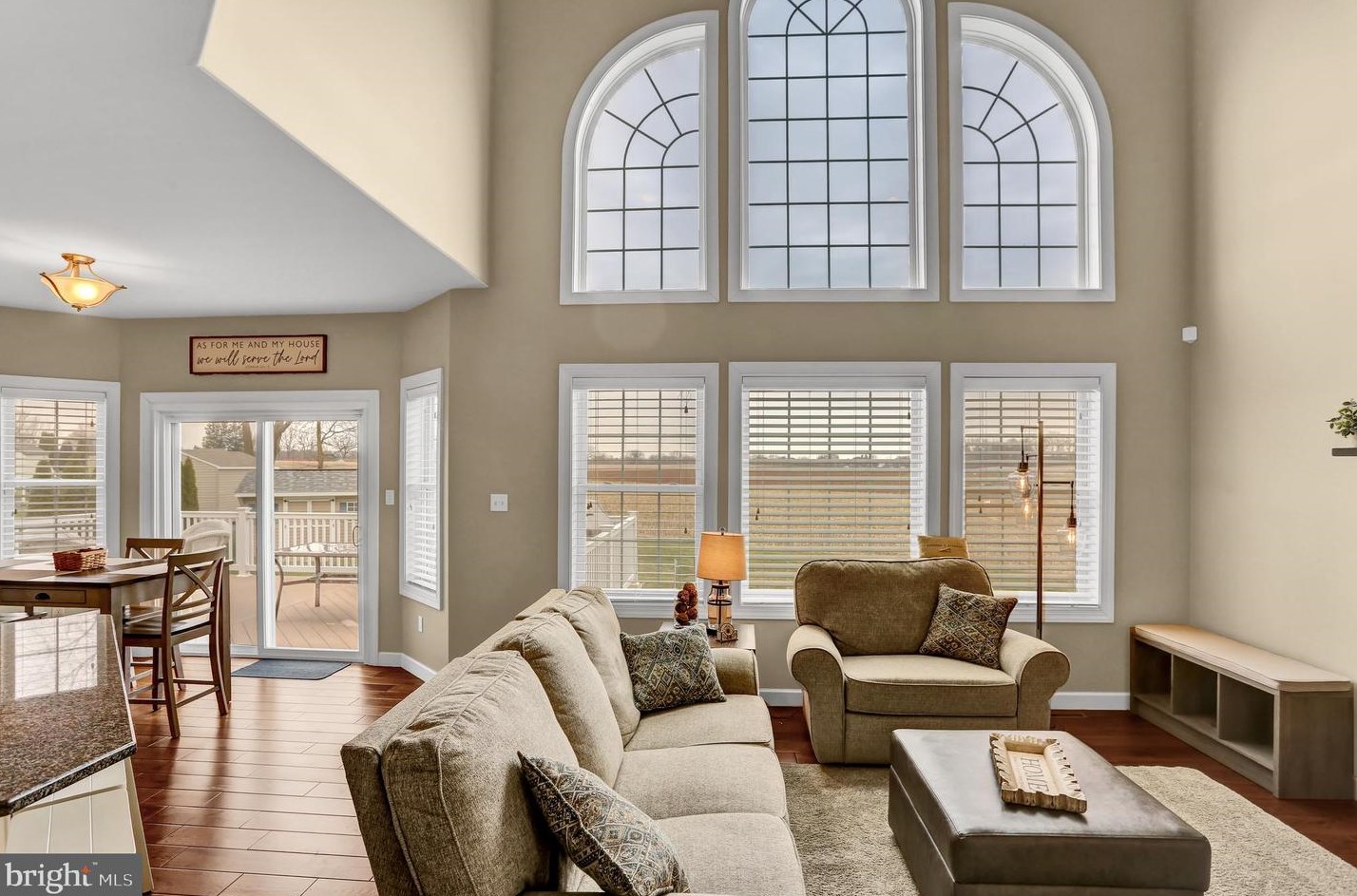 113 Edinboro Ln, Reading PA  19605-7015 exterior