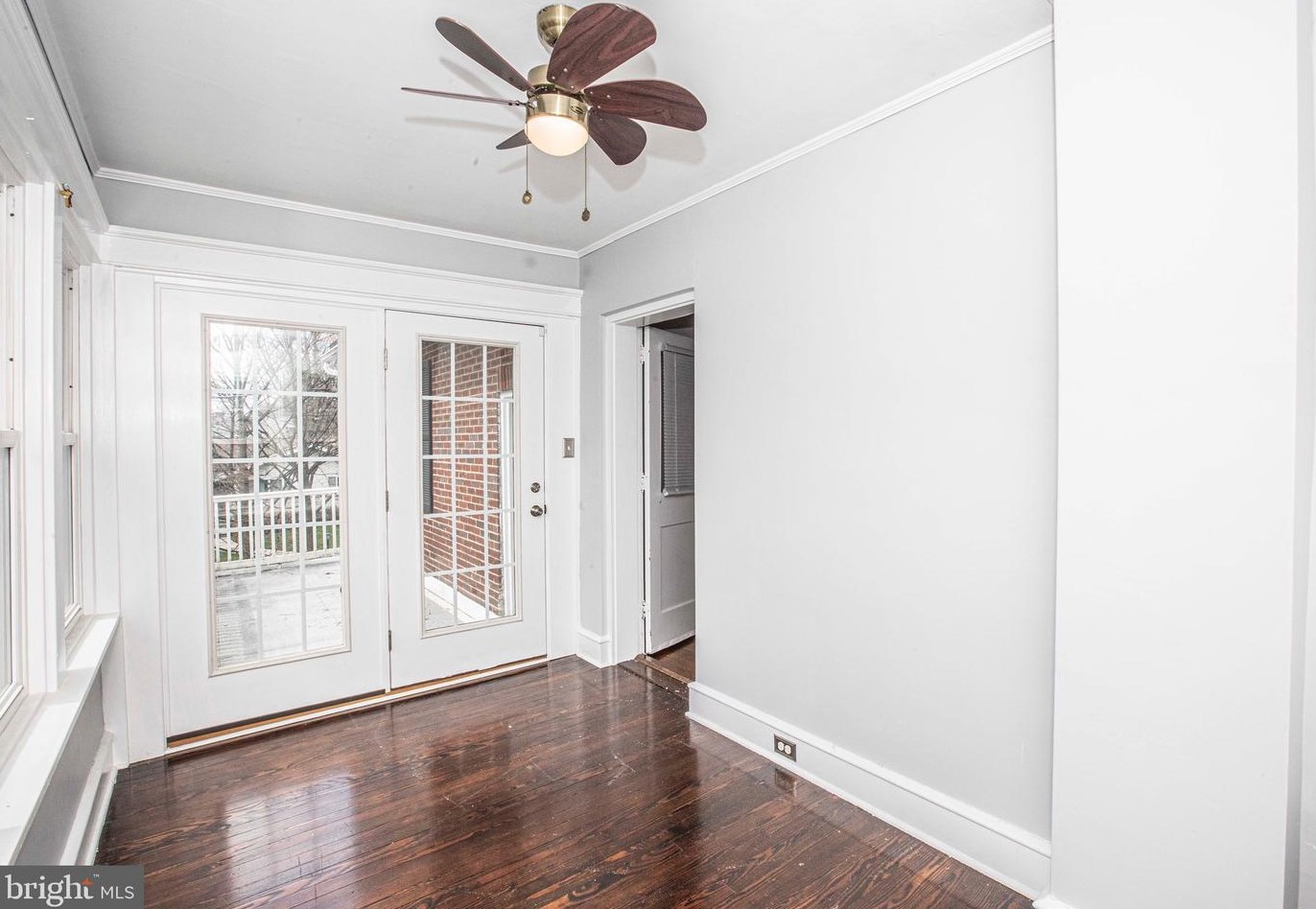 1548 Dauphin Ave, Reading PA  19610-2118 exterior