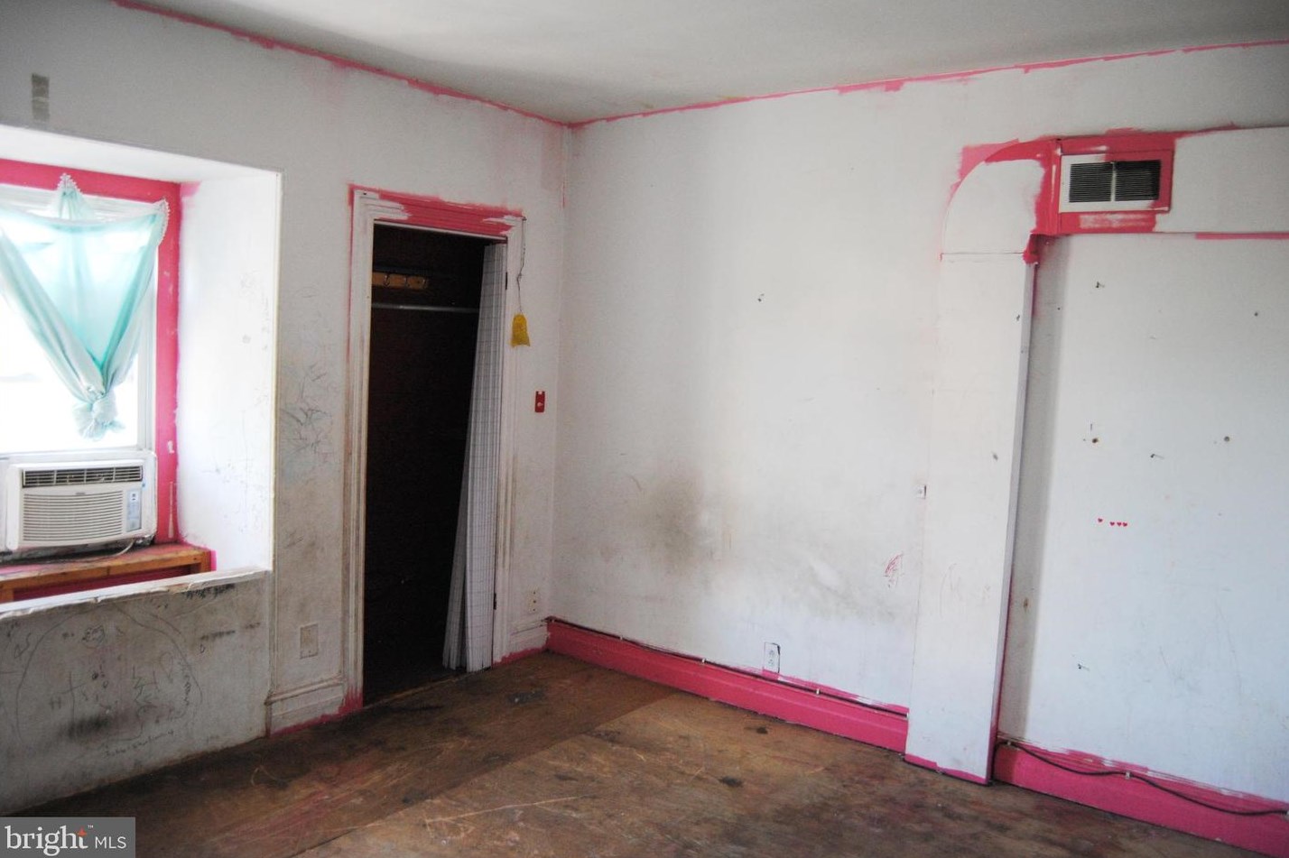 227 Walnut St, Reading PA  19607-2621 exterior