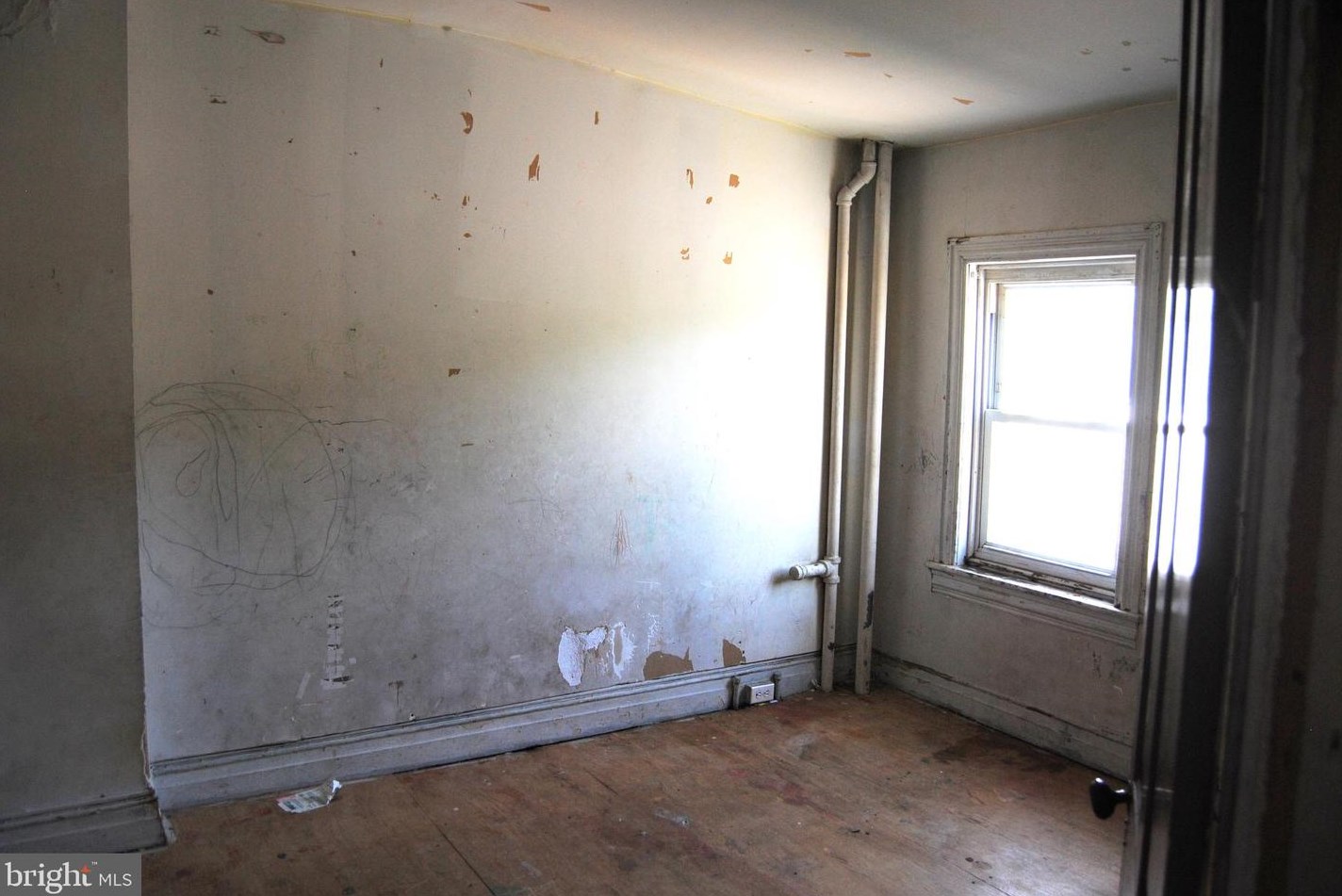 227 Walnut St, Reading PA  19607-2621 exterior