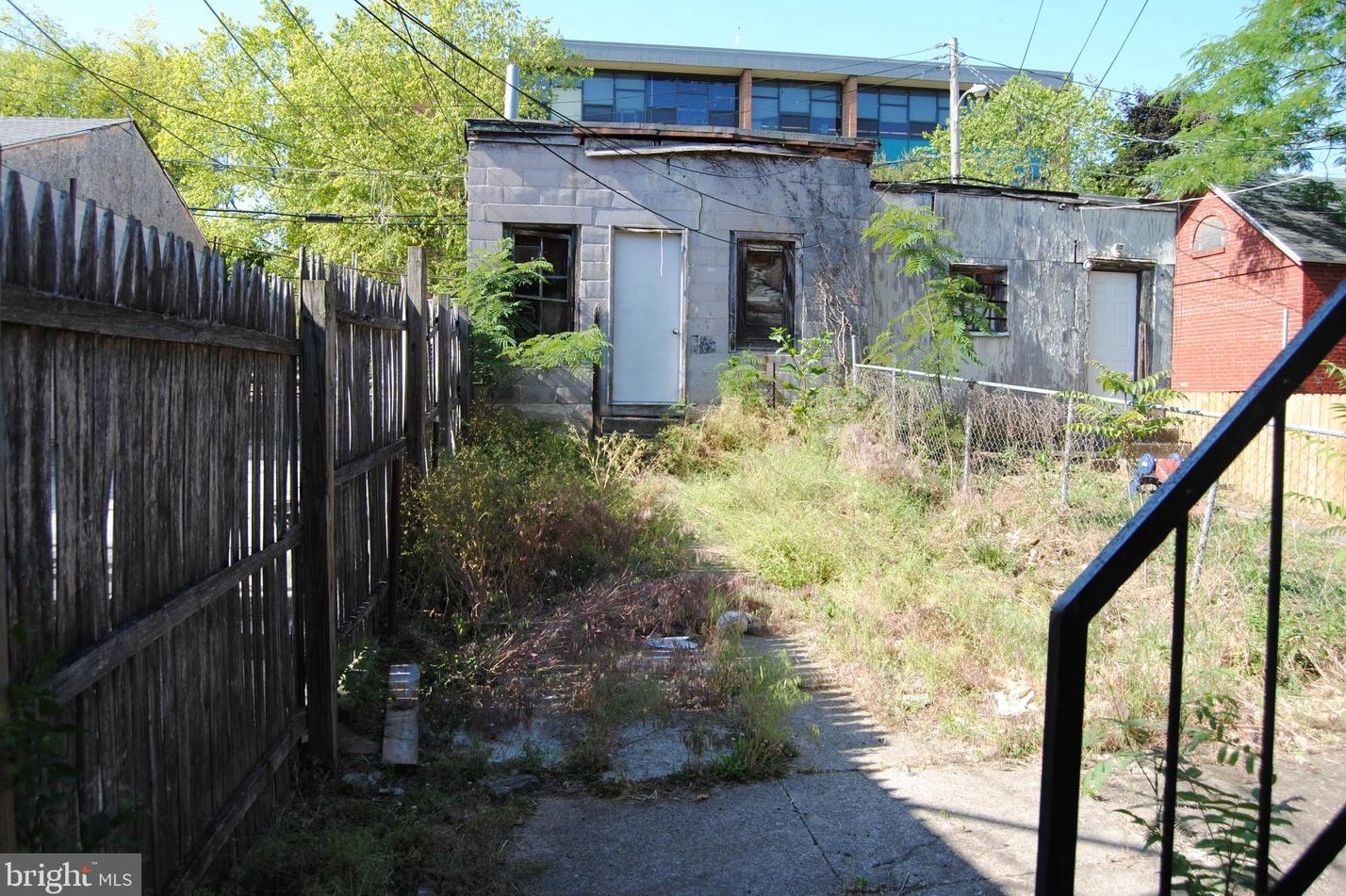 227 Walnut St, Reading PA  19607-2621 exterior