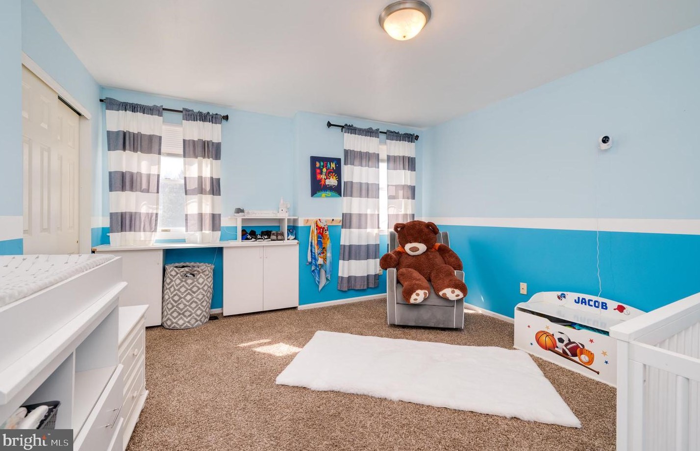1061 Boeshore Cir, Reading PA  19605-1174 exterior