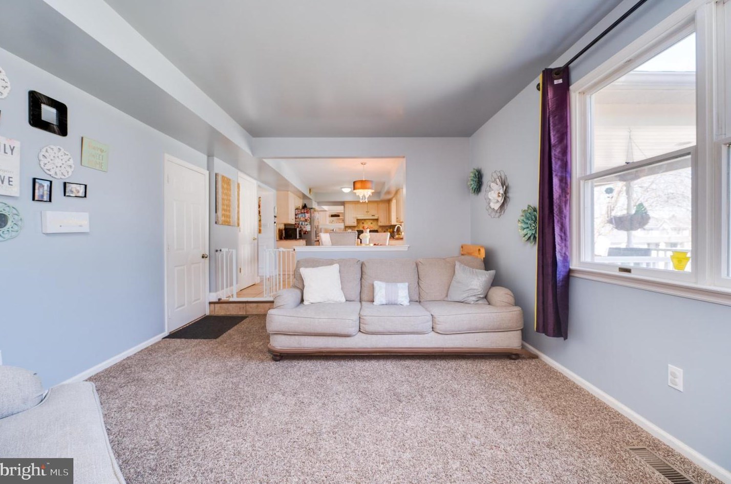 1061 Boeshore Cir, Reading PA  19605-1174 exterior