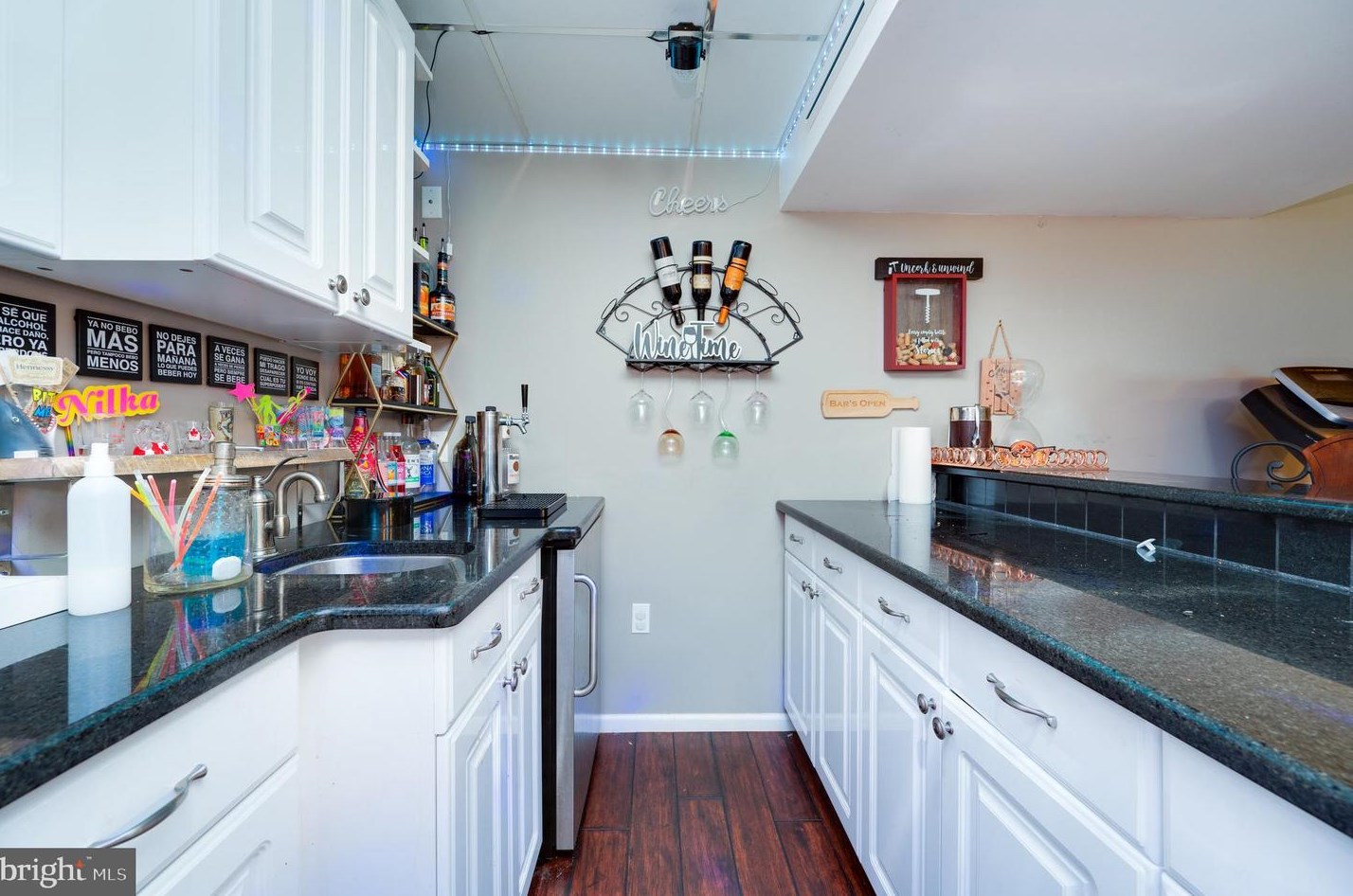 1061 Boeshore Cir, Reading PA  19605-1174 exterior