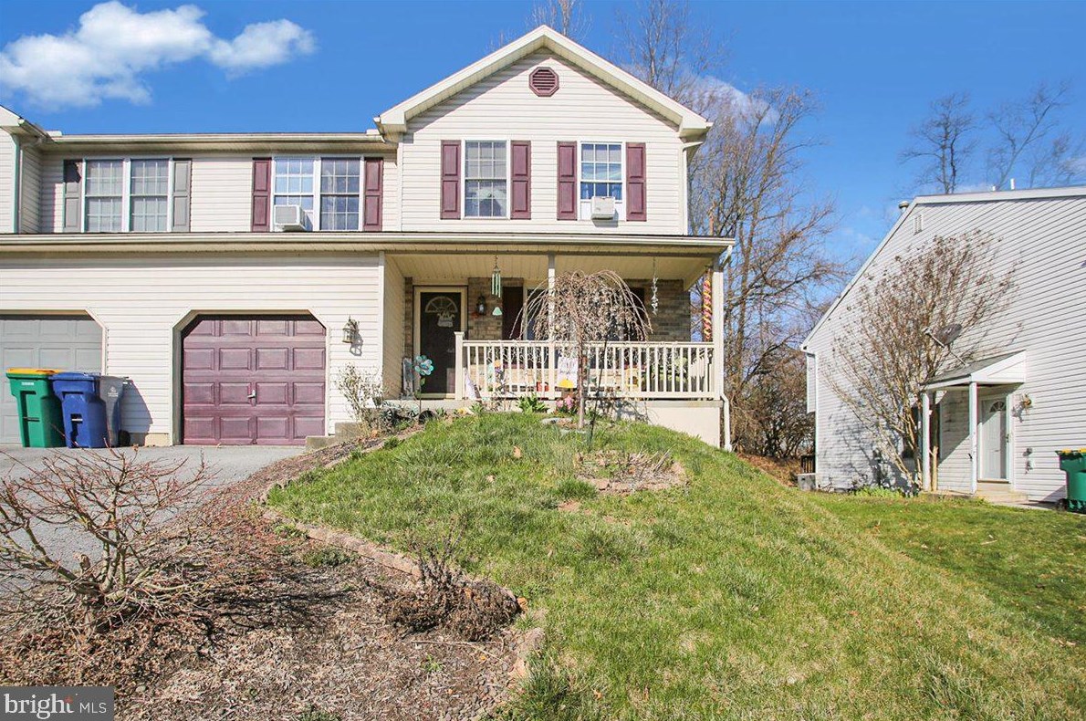 612 Frederick St, Reading PA  19608-1781 exterior