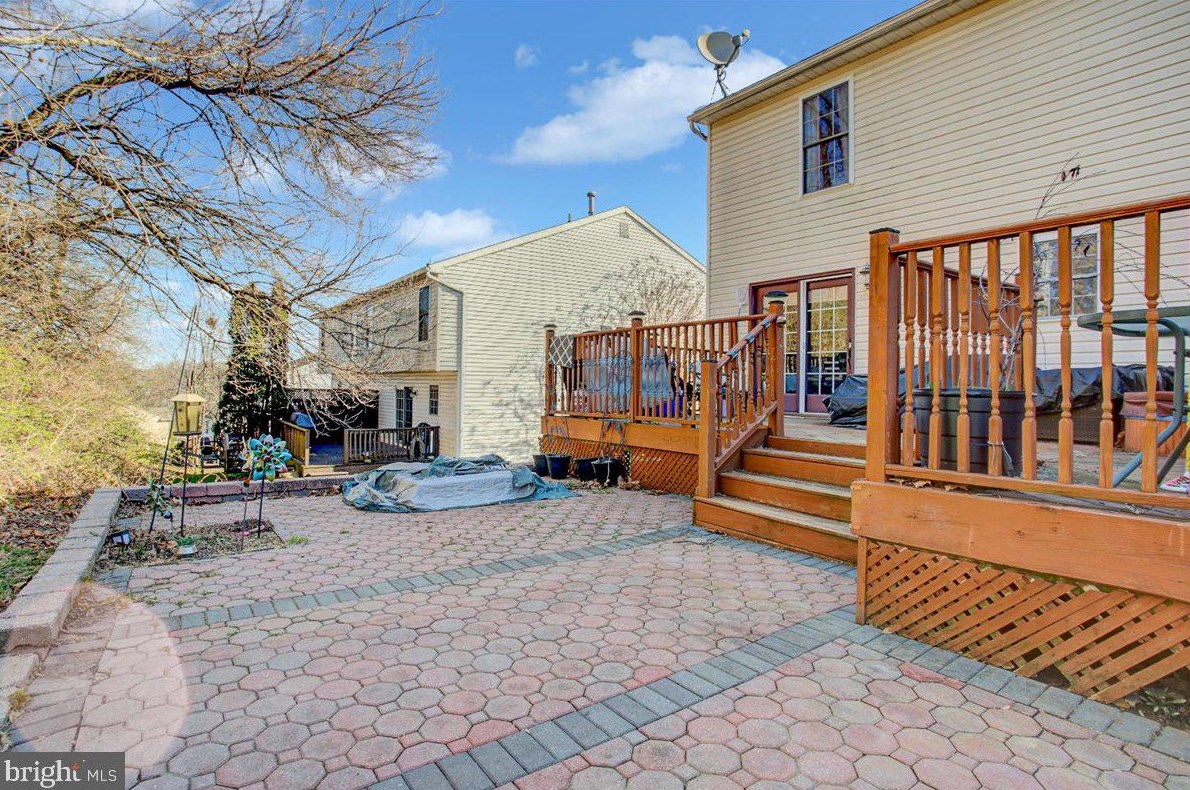 612 Frederick St, Reading PA  19608-1781 exterior