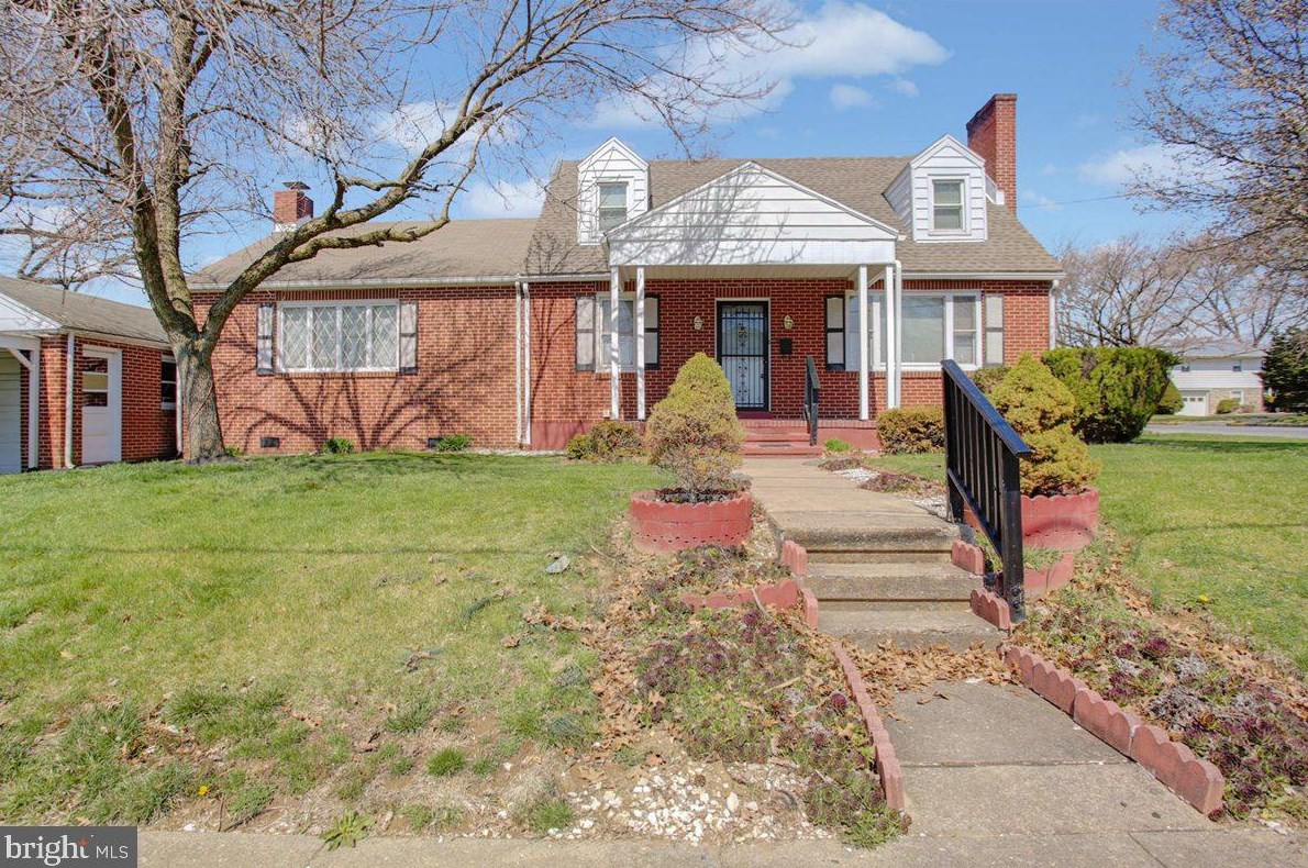 13 Monroe St, Reading, PA 19605-3145