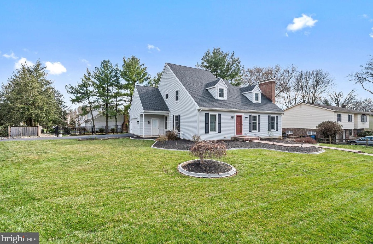 1100 Rainbow Ave, Reading, PA 19605-1013