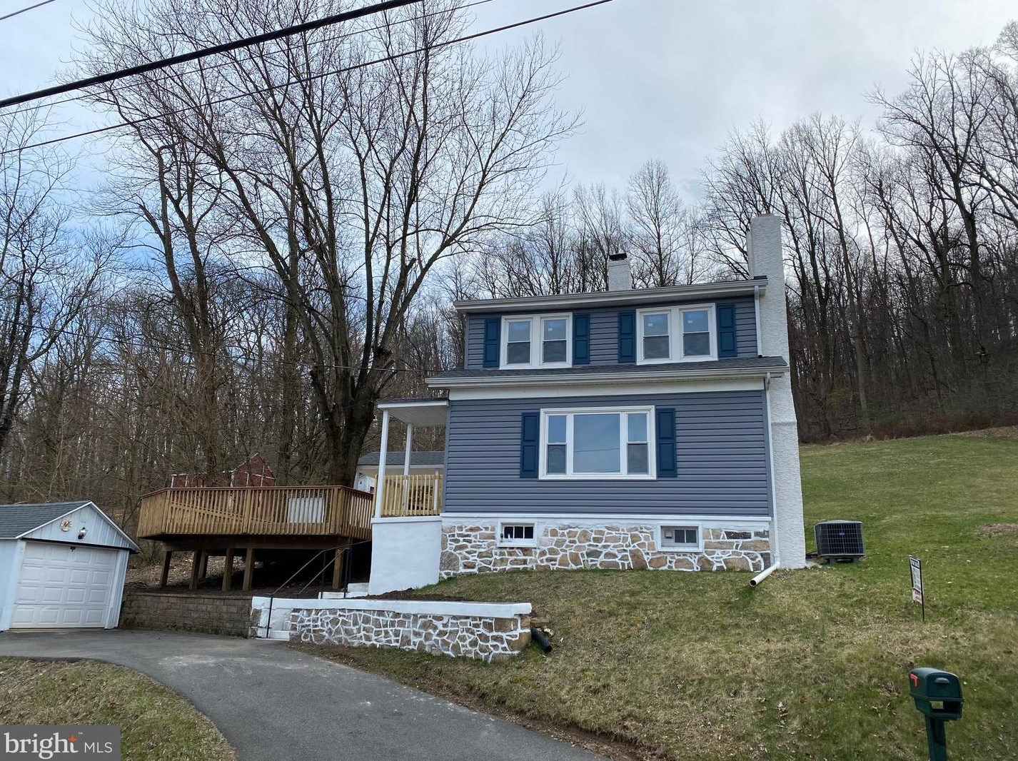 2012 Weisstown Rd, Bechtelsville, PA 19505