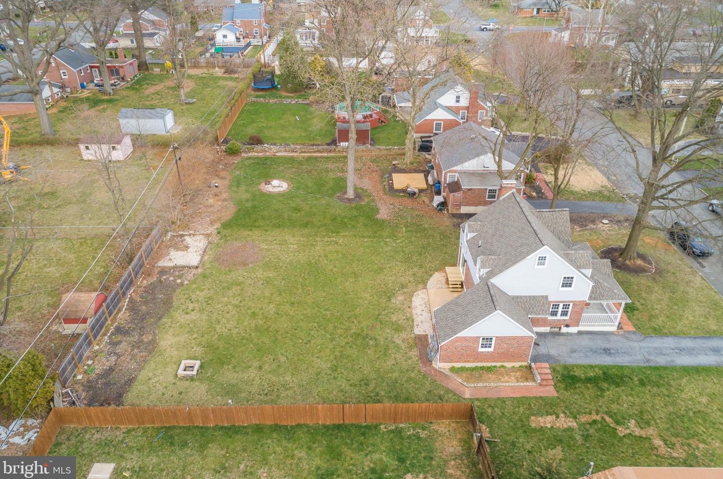 837 Acacia Ave, Reading PA  19605-1438 exterior