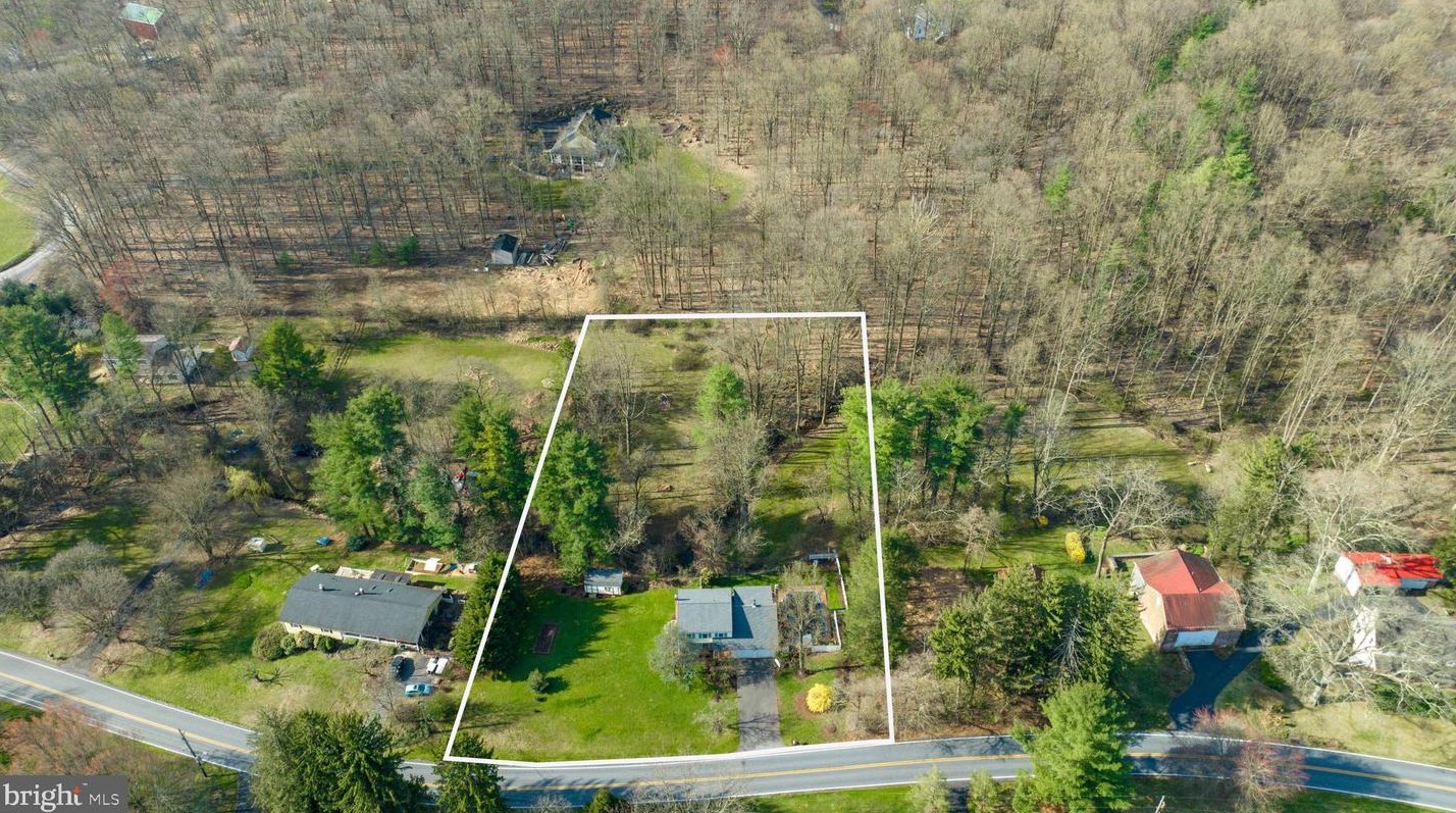 1130 Alleghenyville Rd, Hummels Store, PA 19540