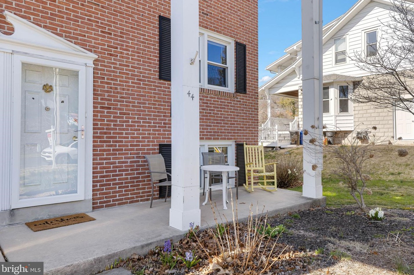 44 Walnut St, Reading PA  19607-1828 exterior