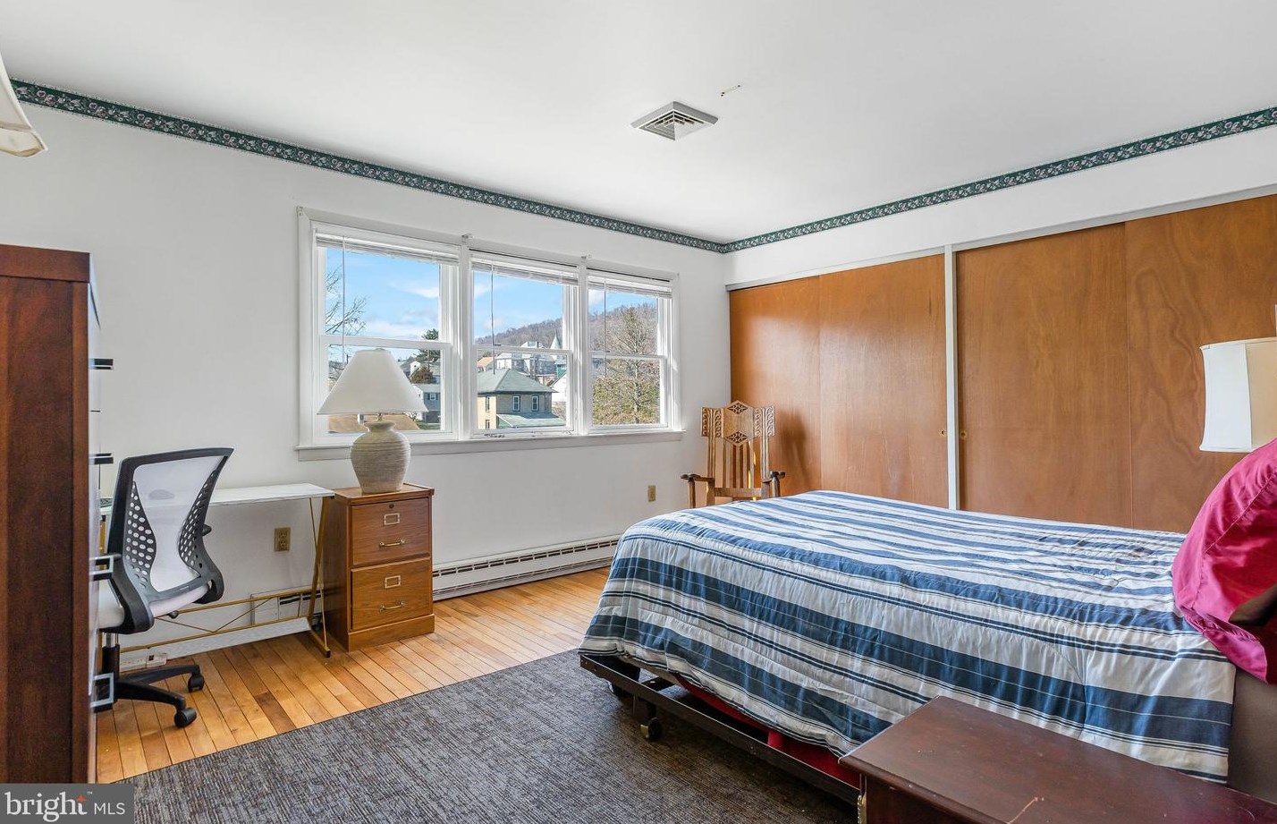 44 Walnut St, Reading PA  19607-1828 exterior