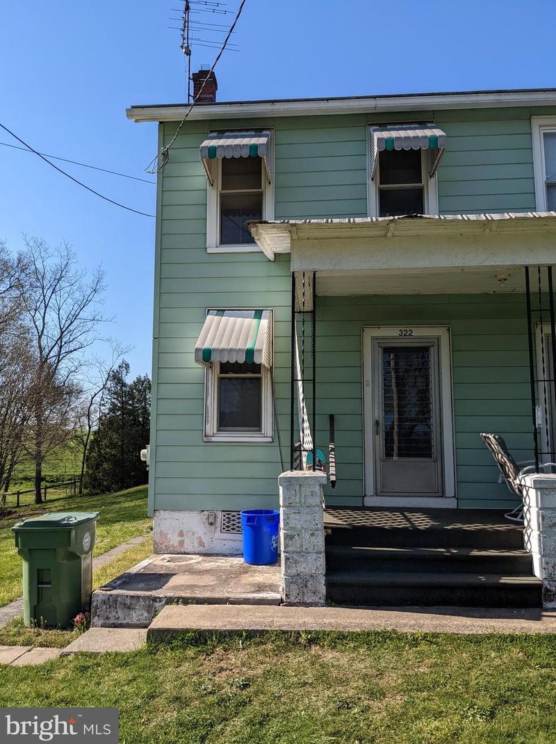 322 E 5th St, New Schaefferstown, PA 19506