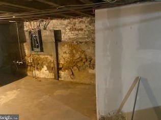 439 7th St, Reading PA  19602-2412 exterior