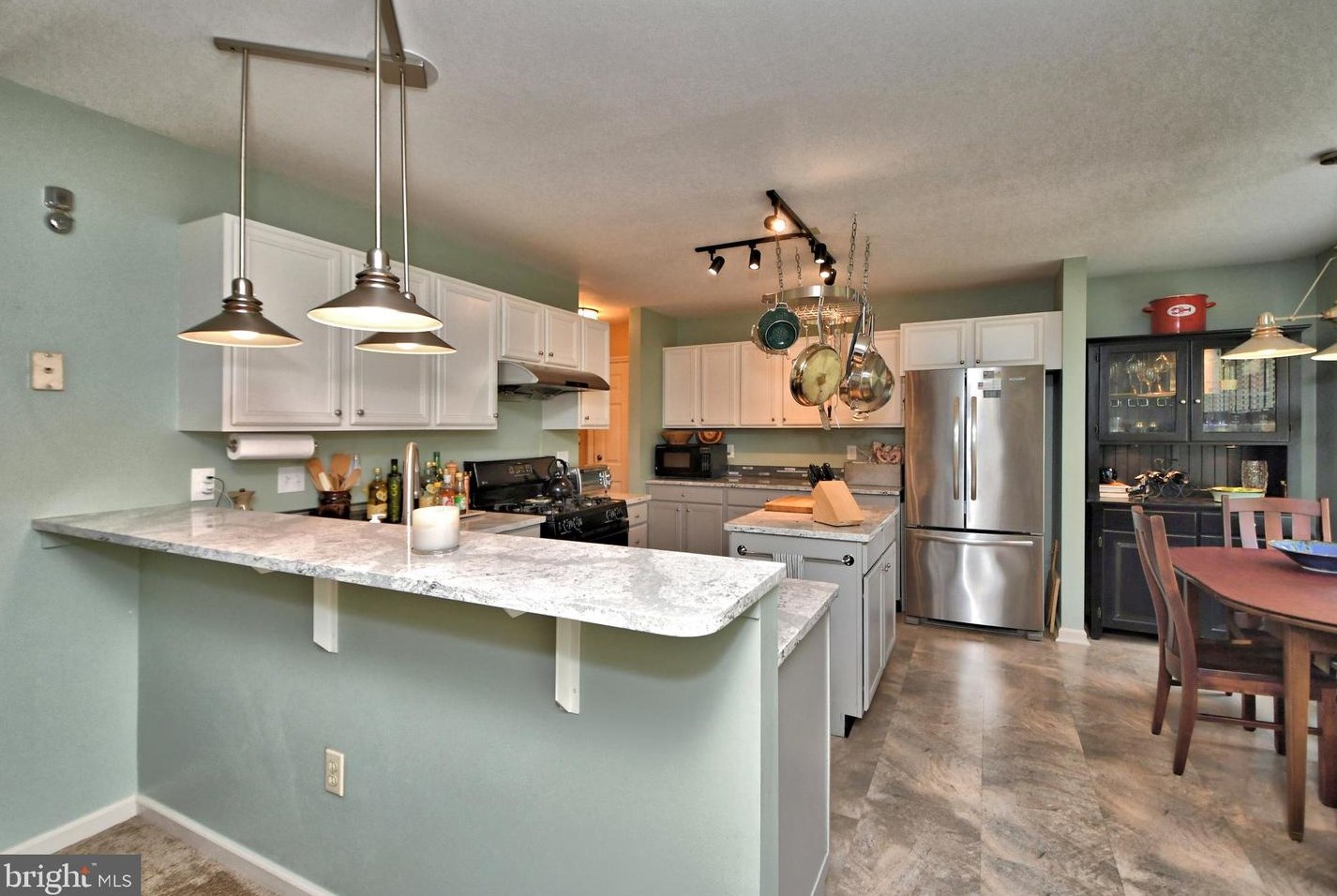 106 Balsam Dr, Douglassville PA  19518-1232 exterior