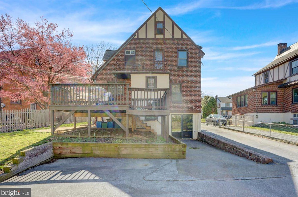 10 35th St, Reading PA  19606-2913 exterior