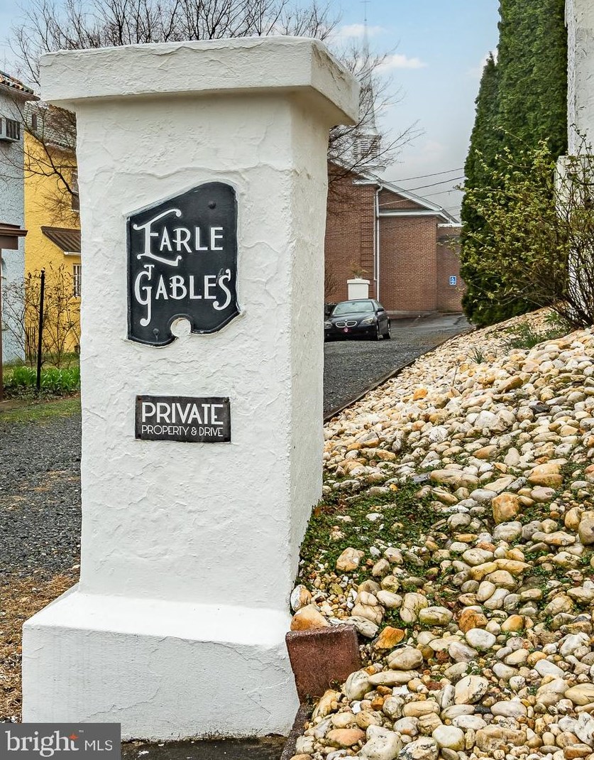7 Earl Gables Ct, Reading, PA 19606-2021