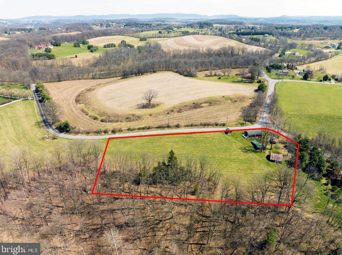 230 Heffner Rd, Wernersville, PA 19565