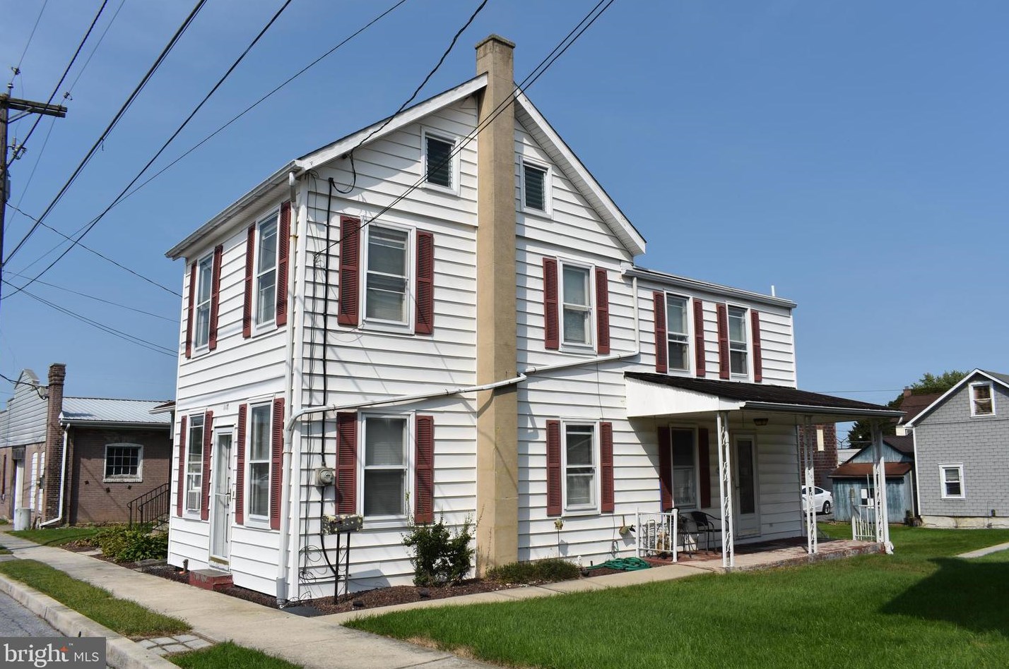 117 N Cherry St, Topton, PA 19562