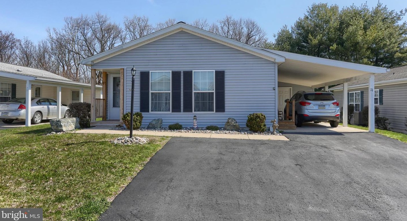 11 Westview Ter, Womelsdorf, PA 19567