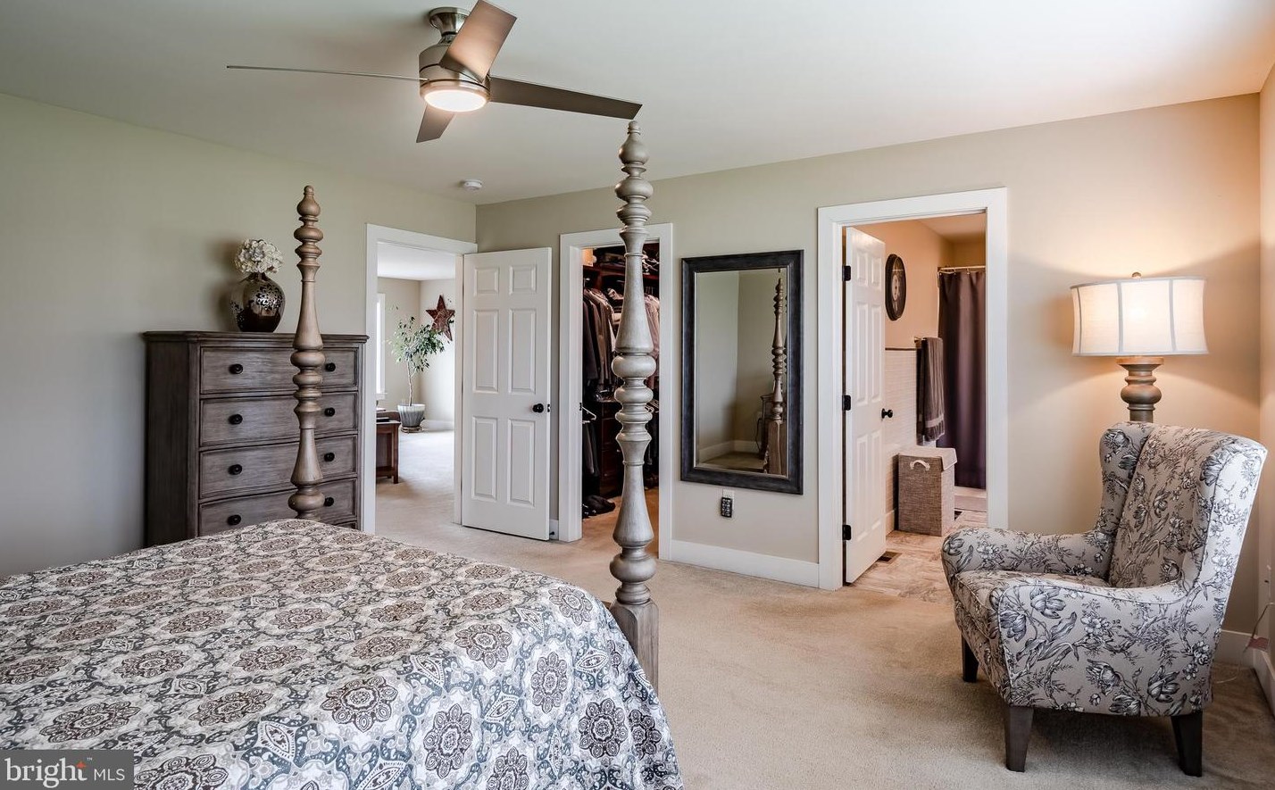 111 Pleasant View Dr, Douglassville PA  19518-9270 exterior