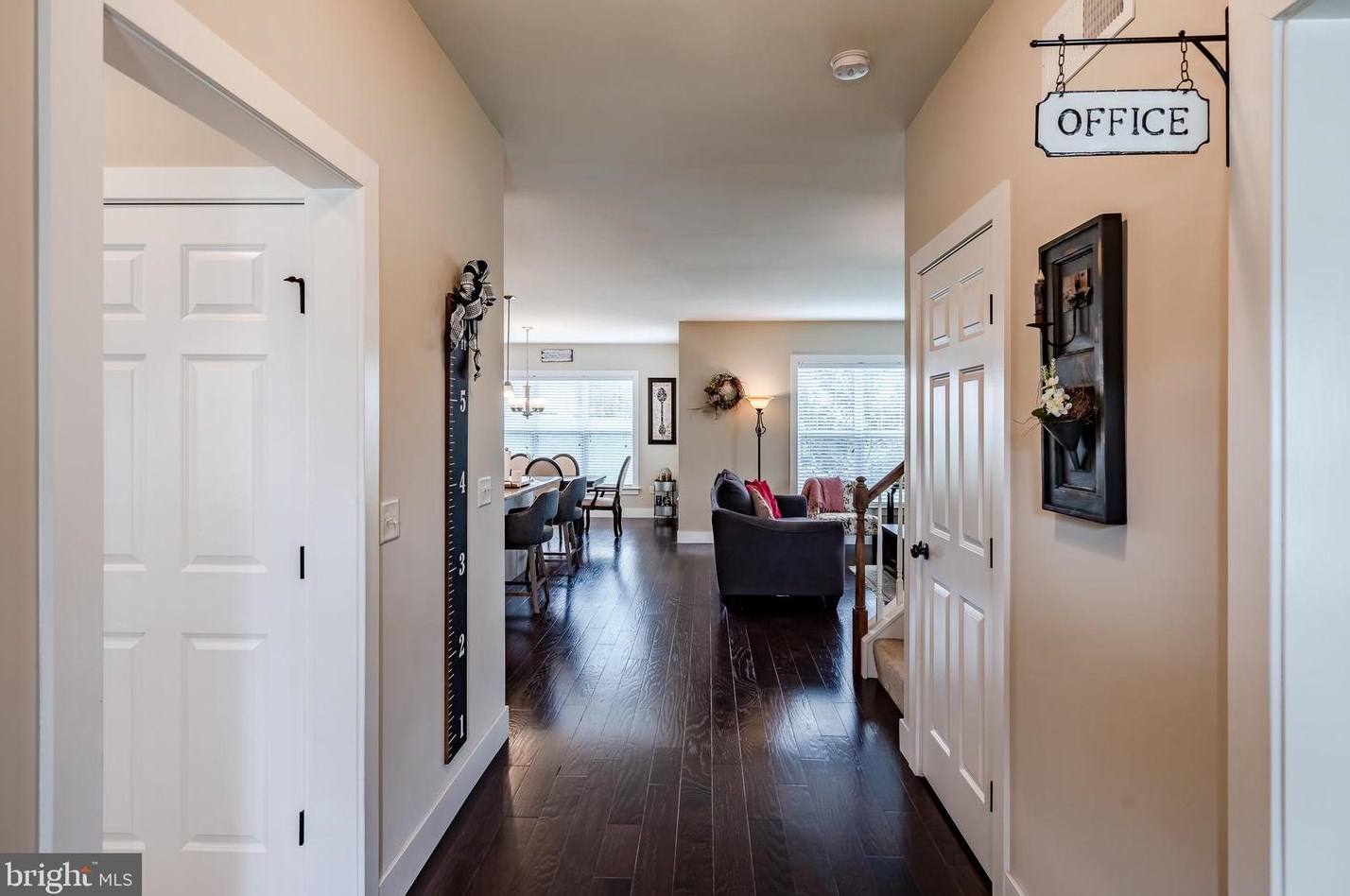 111 Pleasant View Dr, Douglassville PA  19518-9270 exterior