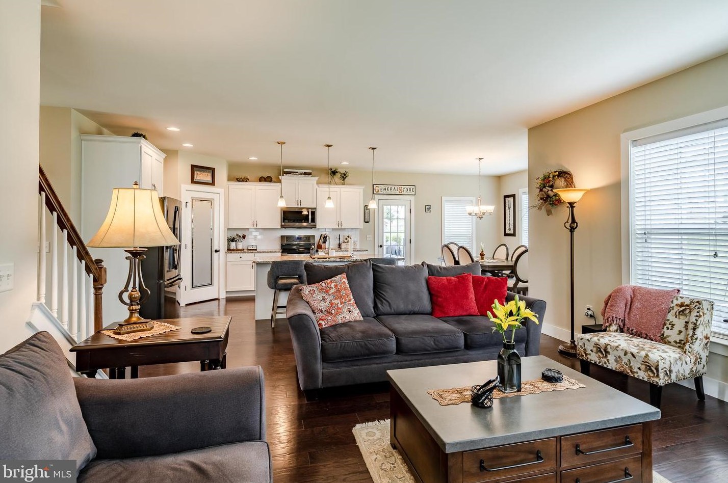 111 Pleasant View Dr, Douglassville PA  19518-9270 exterior