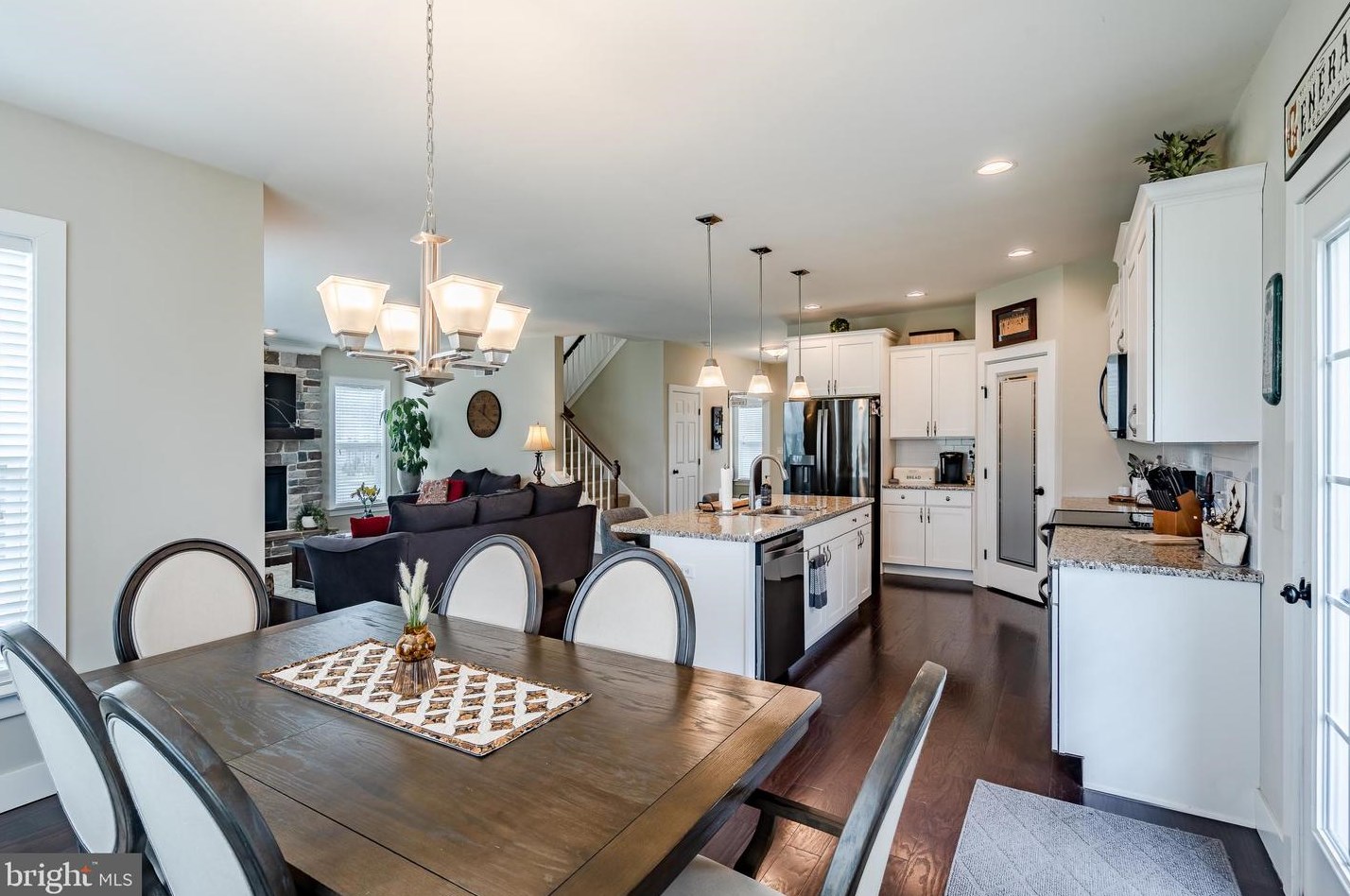 111 Pleasant View Dr, Douglassville PA  19518-9270 exterior