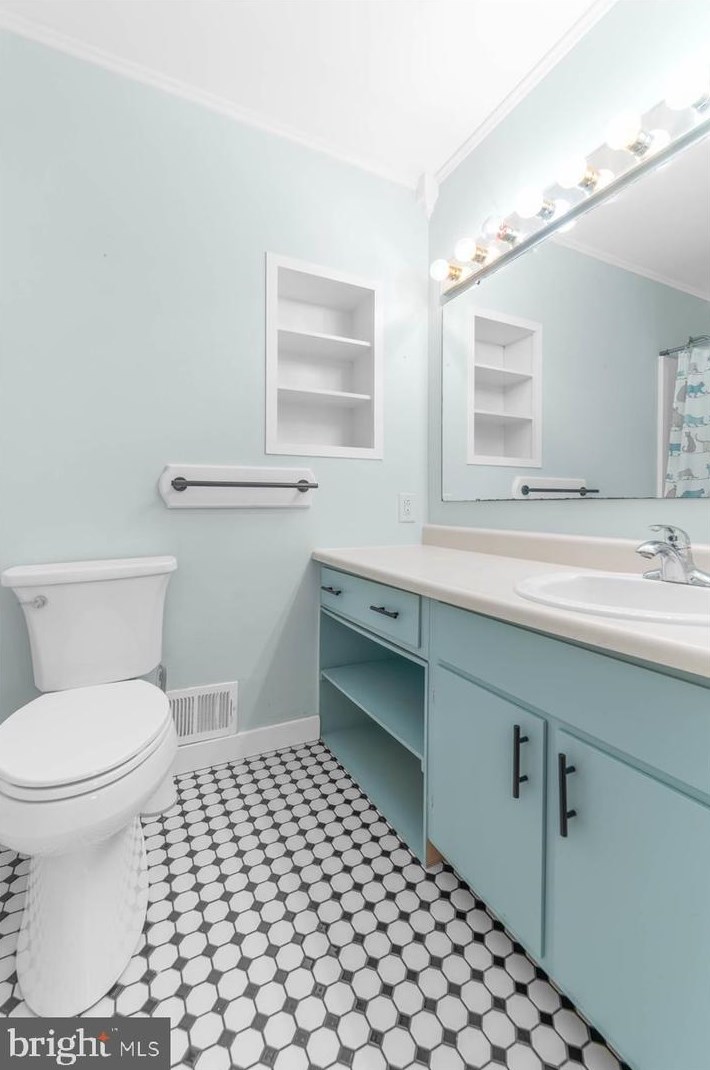 9 Larchwood Rd, Reading PA  19610-1917 exterior