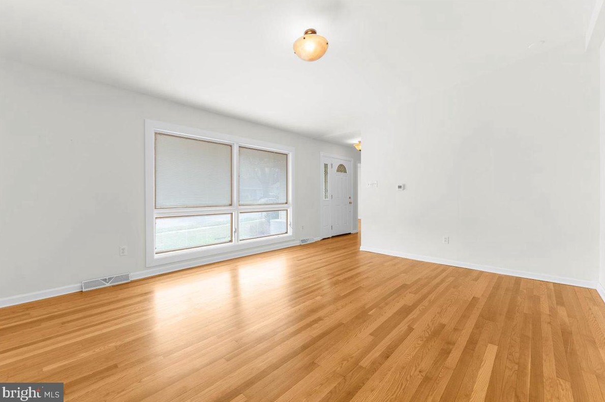 9 Larchwood Rd, Reading PA  19610-1917 exterior