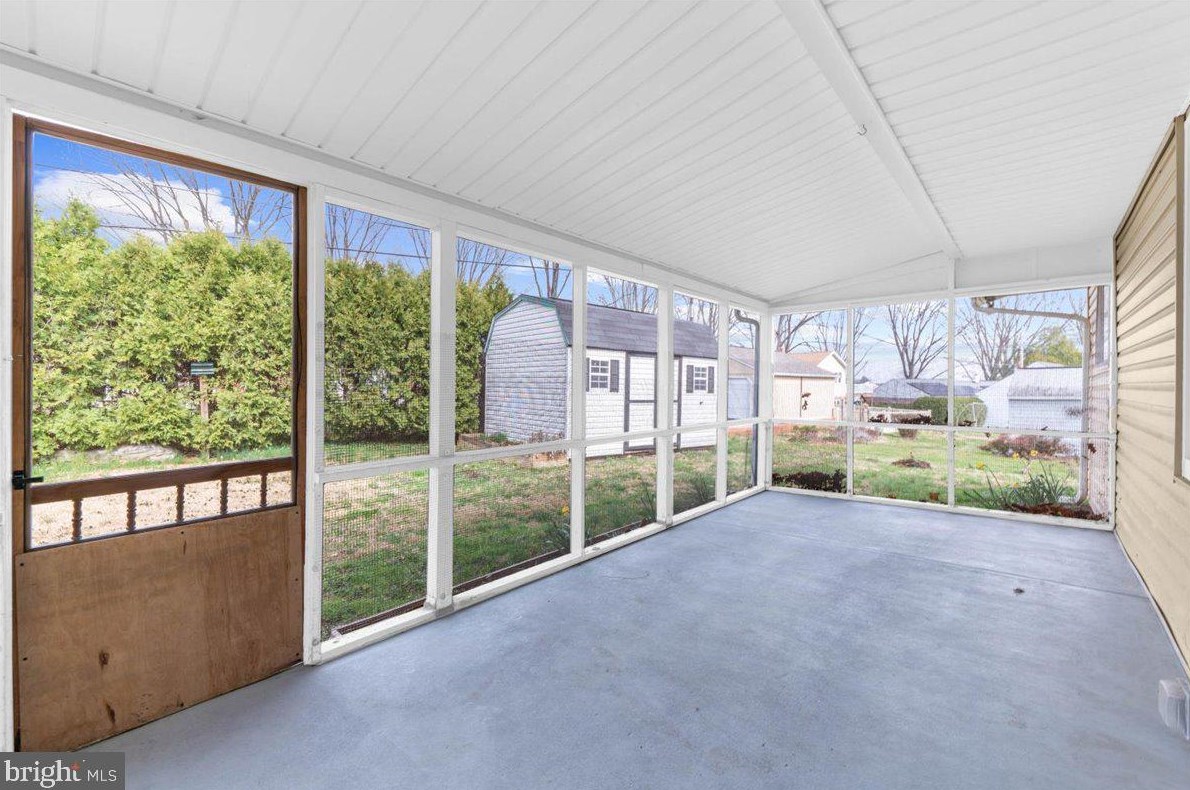 9 Larchwood Rd, Reading PA  19610-1917 exterior