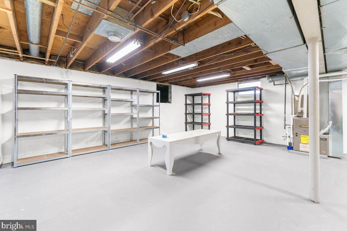 9 Larchwood Rd, Reading PA  19610-1917 exterior