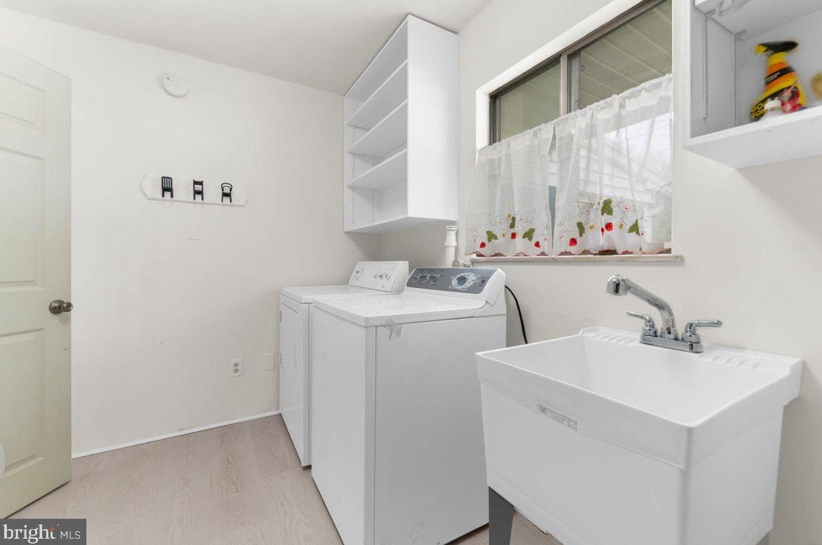 9 Larchwood Rd, Reading PA  19610-1917 exterior