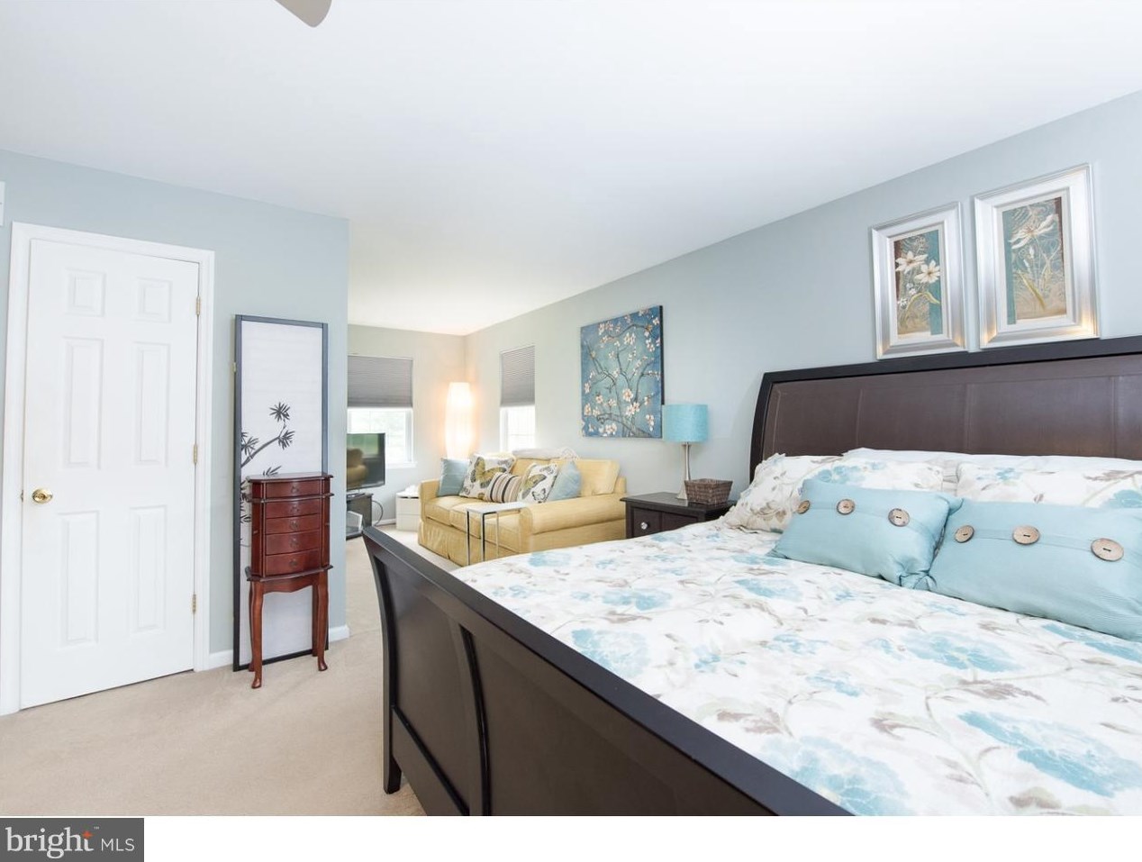 107 Meadowcrest Ln, Douglassville PA  19518-9614 exterior