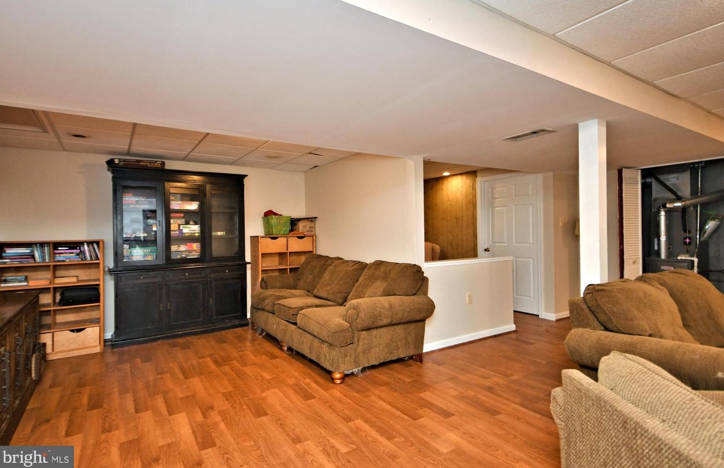 107 Meadowcrest Ln, Douglassville PA  19518-9614 exterior