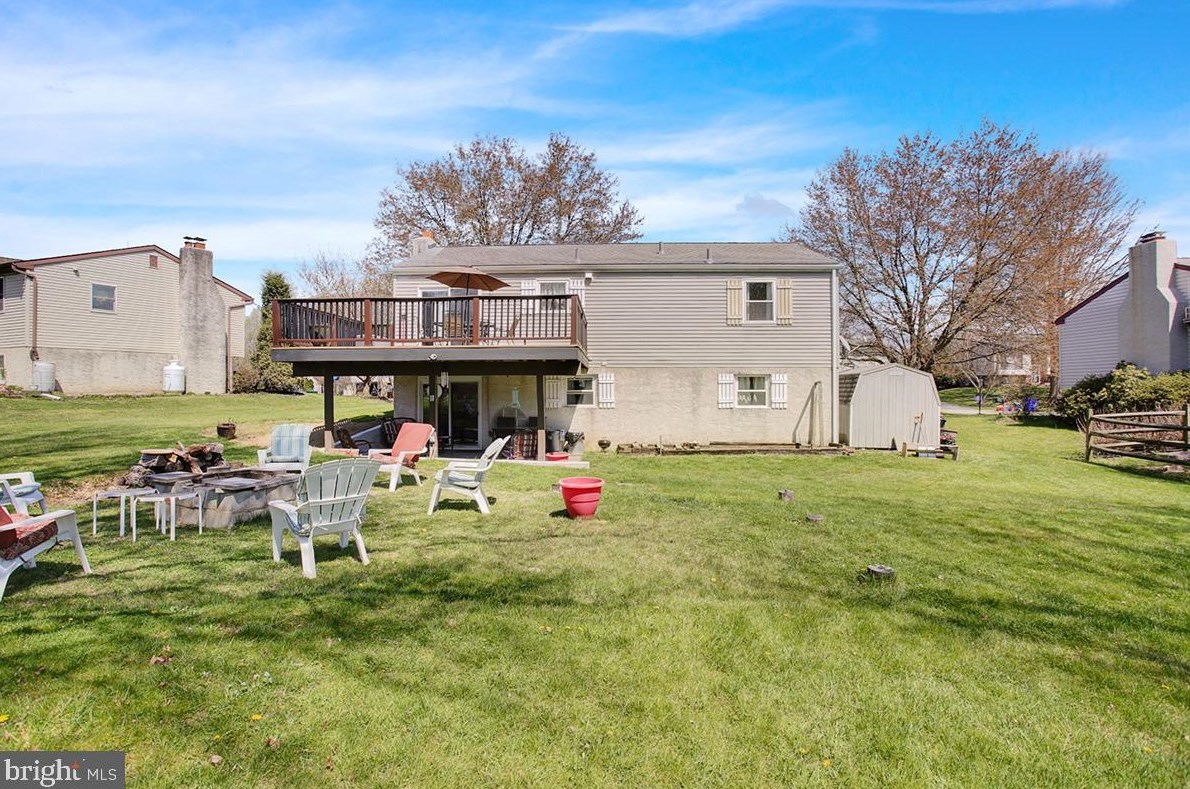 4 Surrey Ct, Basket PA  19547-9723 exterior
