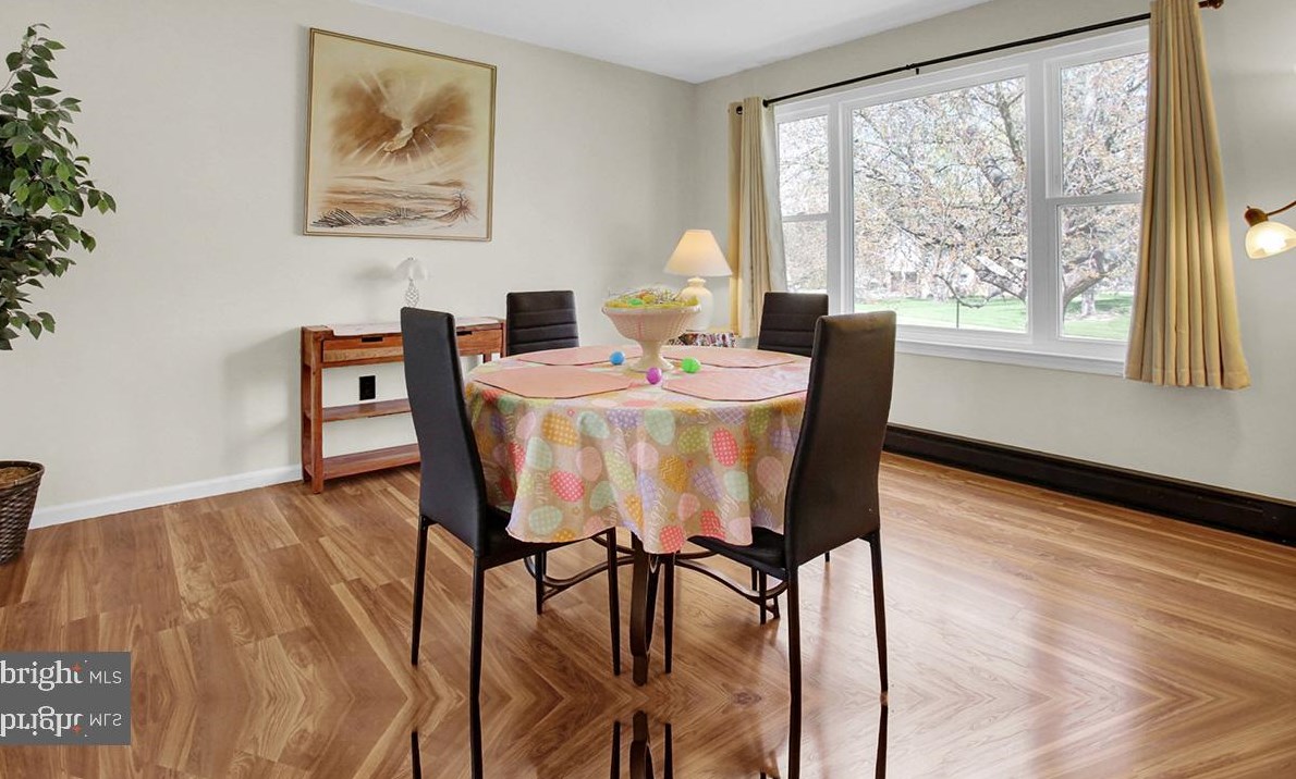 4 Surrey Ct, Basket PA  19547-9723 exterior