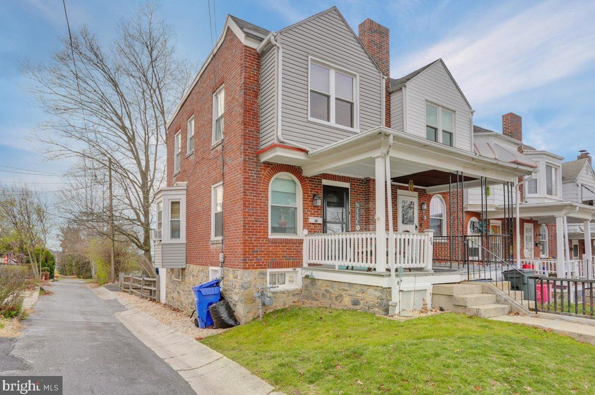 36 22nd St, Reading, PA 19606-1805