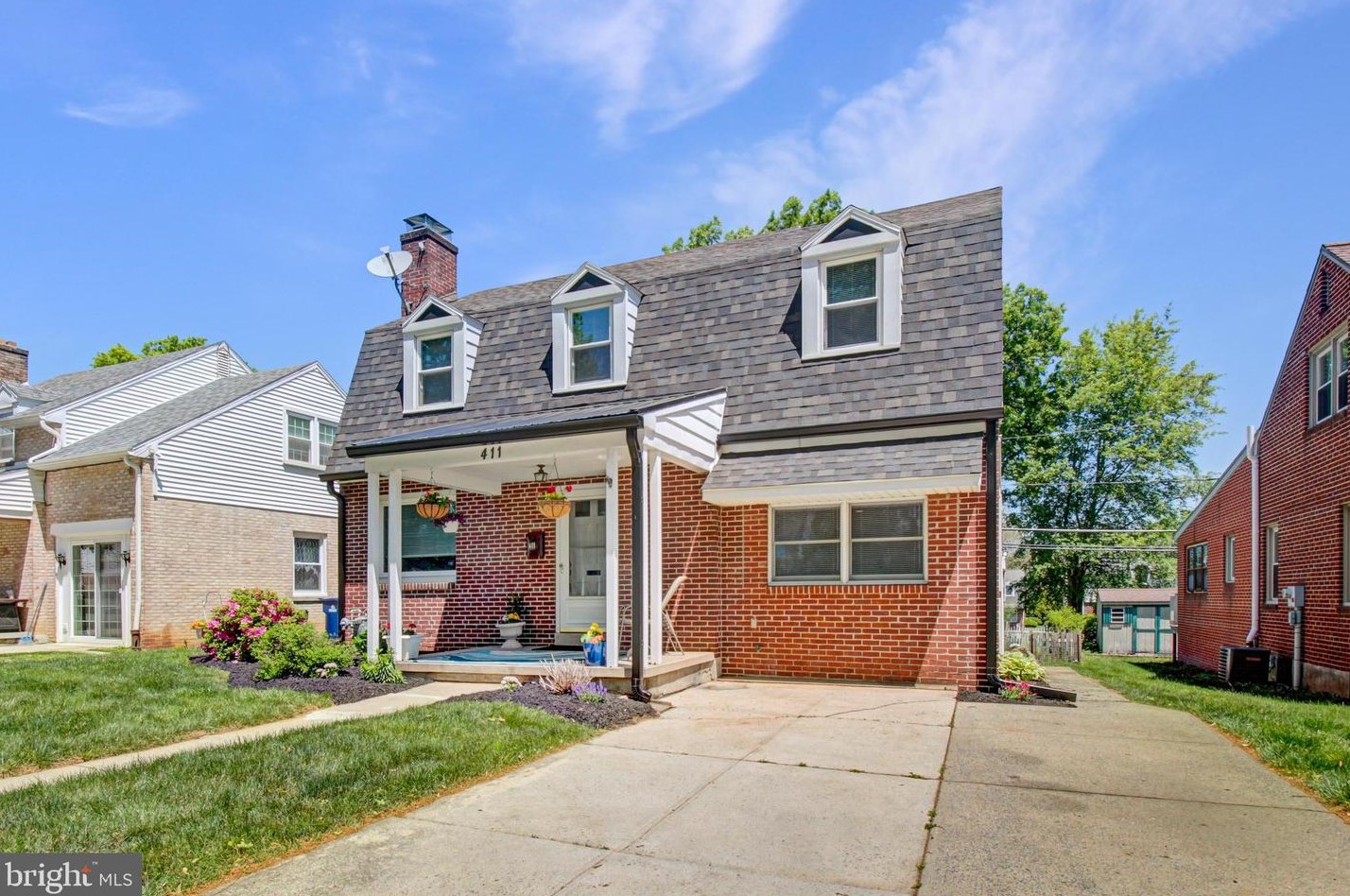 411 Dorchester Ave, Reading, PA 19609-2321